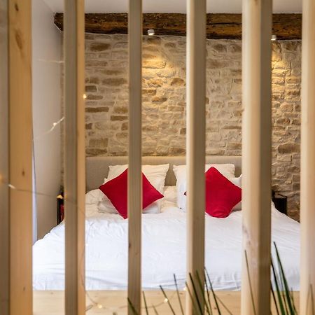 Cocon A Bulles Chic Vue Cathedrale Avec Spa-Jacuzzi Chartres Eksteriør bilde